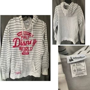 Disney hoodie women’s plus